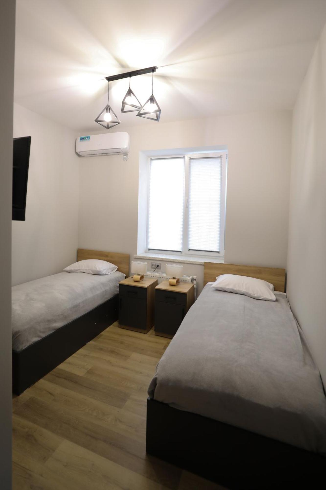 Am Hotel Jerevan Exteriör bild